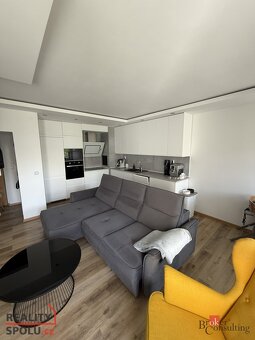 Pronájem, byty/3+kk, 70 m2, Kašparovo náměstí 2233/3, Libeň, - 3