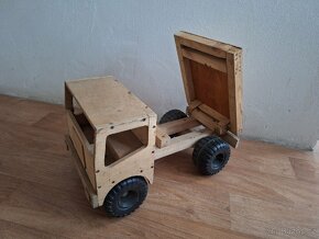 Dřevěné auto, náklaďák - 3