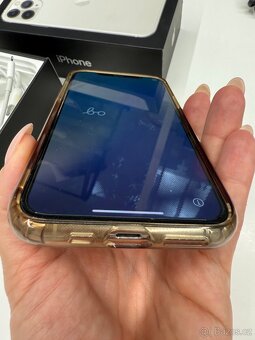 iPhone 11 Pro 256 GB - 3
