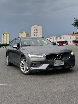 Volvo V60 MOMENTUM 2.0 D4 AWD - 3