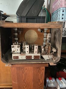 Historické radio Tesla - 3