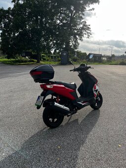 Skůtr 125 - 3
