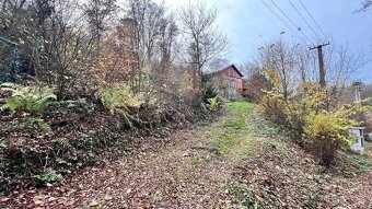Prodej dvou pozemků s rozestavěnou chatou Unhošť - 3