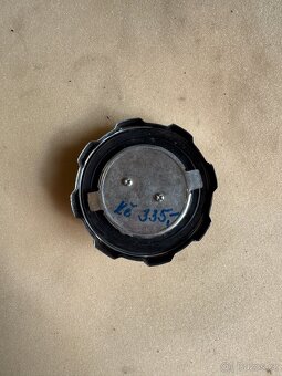 Víčko nádrž jawa - 3