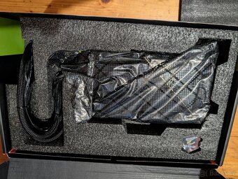 GIGABYTE AORUS GeForce RTX 5090 XTREME WATERFORCE 32G - 3