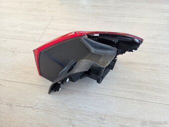 Zadní vnější levé světlo VW Passat B8 - 3