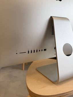 iMac 21,5" 2015 (FULL HD, 8GB RAM, 256GB SSD) - 3