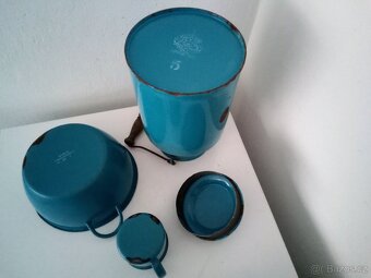 Staré, modré, smaltované nádobí - 3