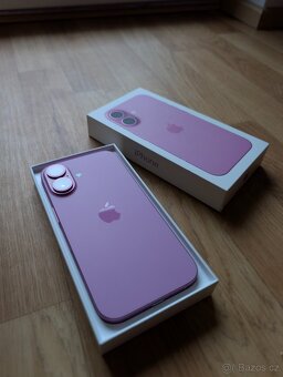 Apple iPhone 16 256GB růžový - 3