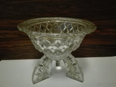 SKLENĚNÁ MÍSA NA NOŽIČKÁCH - 3