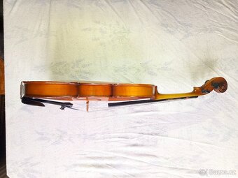 Housle 3/4 - 3