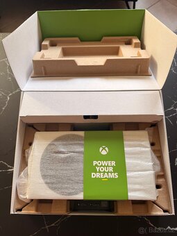 Microsoft Xbox Series S, top stav - 3