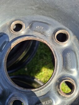 Prodám plechové disky na Forda - 3