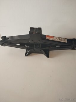 Hever nůžkový - 3