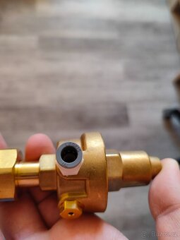 Regulátor na CO2 nebo jiné plyny - 3