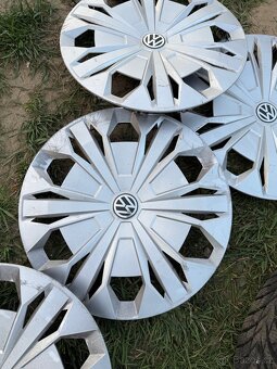 Zimni pneu Nokian 215 65R 17 - 3