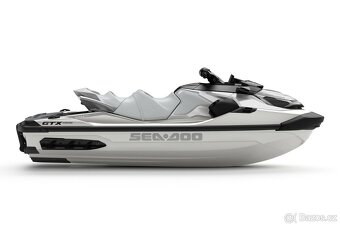 Sea Doo GTX LTD 3-up 325hp iDF Audio modrá nebo bílá barva - 3