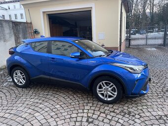 TOYOTA C-HR 1,8 Hybrid 72 kW, 12/2020 395 000,00 Kč bez DPH - 3