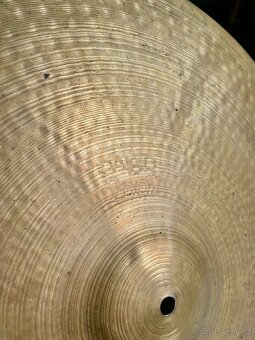 Paiste 2002 black label 22" - 3