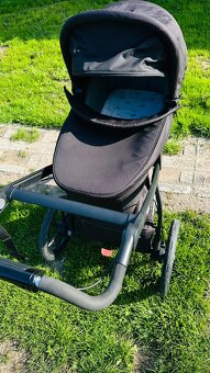 Thule Urban Glide 2 Black on Black - 3