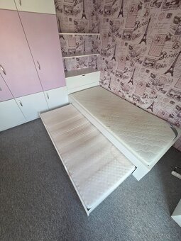 Dřevěná postel s výsuvným lůžkem - 3