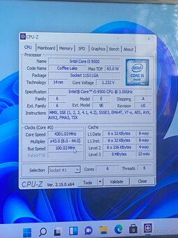 Herní PC s Core i5/RTX 3060 12GB/32 GB RAM - 3