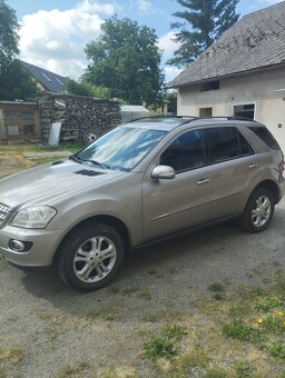 Mercedes Benz ML 320 - 3
