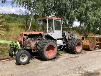 Nakladač a traktor Škoda ŠT 180 - 3