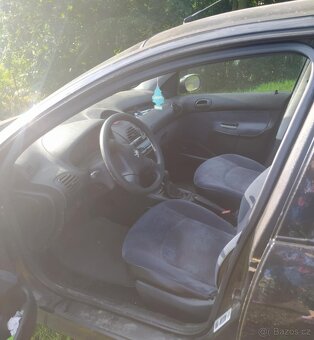 Peugeot 206 na náhradní díly - 3
