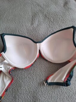 Dámská plavková podprsenka - 3