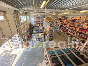 Hala 350 m² k pronájmu – ihned k využití, 24/7 přístup, možn - 3