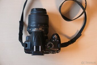 DSLR Nikon D3000 - kit - 3