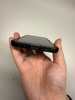 Samsung Galax Z Flip5 512GB, black - 3