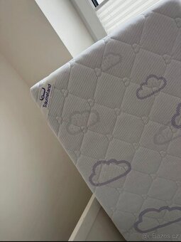 Dětská postýlka s matrací - 3