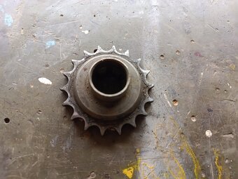 Díly na Jawa 250 - 3