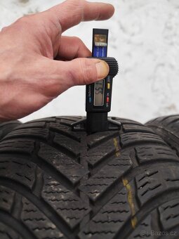 Zimní pneu 225/45/18 - 3