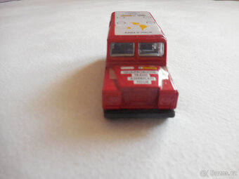 Land Rover - 3