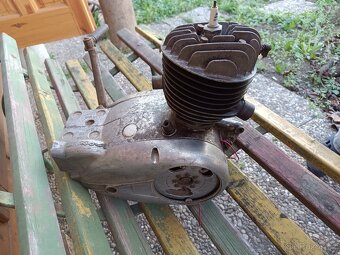 Motor ČZ 125 B / T - 3