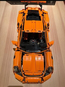 Lego Technic 42056 Porsche 911 GT3 RS - 3