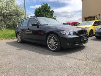 BMW E91 330xi - 3