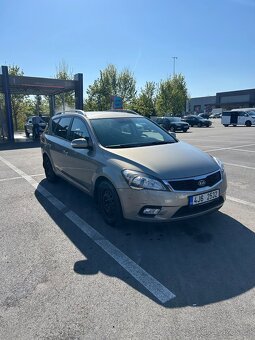 Kia Ceed - 3