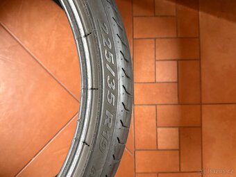 Letní pneu Pirelli PZero TM Run Flat 225/35 R19 88Y - 3