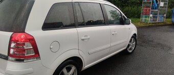 Opel zafira - 3