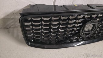Maska grill volvo xc60 2 face r design - 3