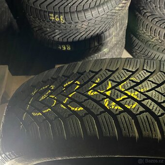 Zimní pneu 185/60 R15 84T Continental 5,5-6mm - 3