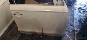 Leve prave dvere audi Q7 4L okno - 3