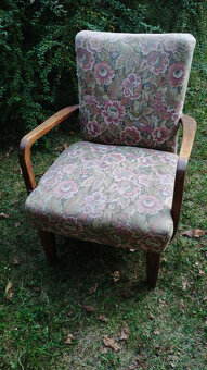 Historické křeslo s dřevěnými područkami - 3