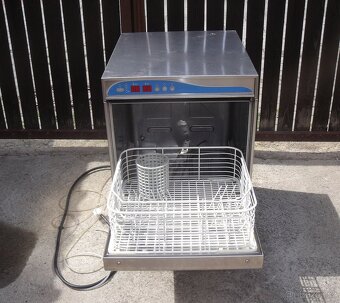 Myčka, Výrobník ledu. Nářezový stroj. Digitální váha. - 3