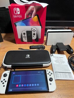 Nintendo Switch OLED v záruce ve skvělém stavu - 3