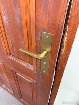 Venkovní dřevěné dveře 80tky 200x85 bez zárubně - 3